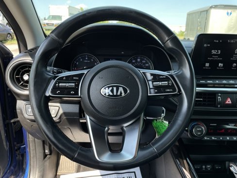 Used 2019 Kia Forte S image 16