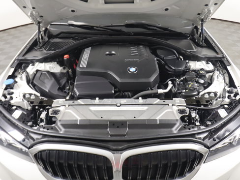 Used 2023 BMW 330i Sedan w/ Premium Package image 20
