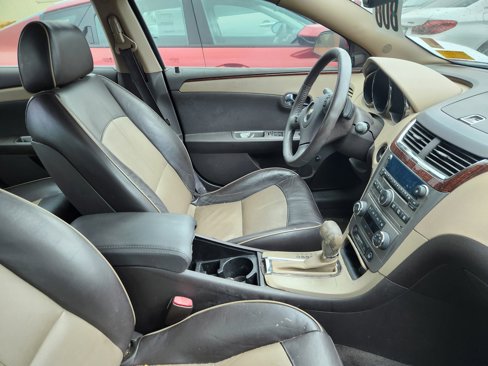 Used 2008 Chevrolet Malibu LTZ image 6