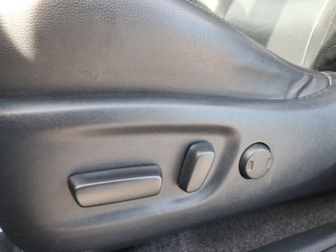 Used 2018 Toyota RAV4 XLE image 16