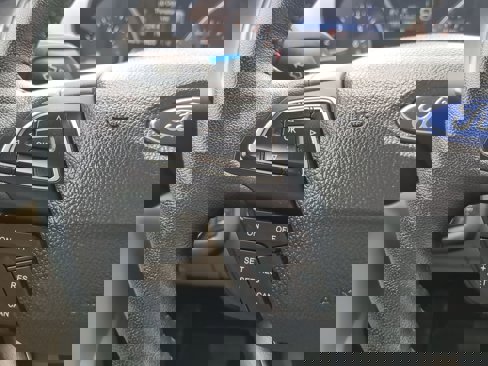 Used 2018 Ford Escape Titanium image 25