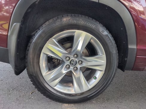 Used 2016 Toyota Highlander Limited image 48