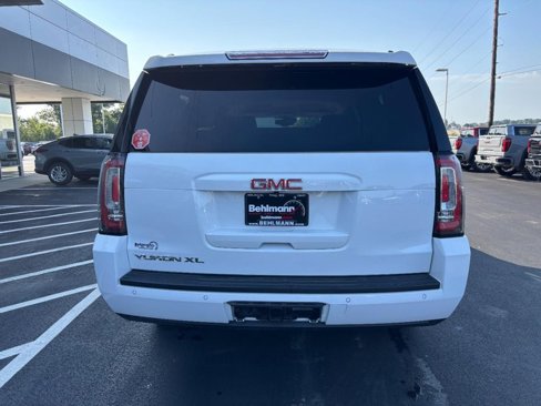 Used 2019 GMC Yukon XL SLT w/ HD Trailering Package image 7