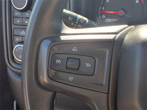Used 2020 Chevrolet Silverado 1500 Custom w/ Custom Value Package image 12