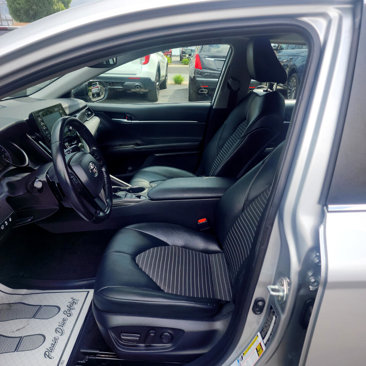 Used 2023 Toyota Camry SE image 11