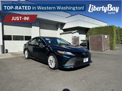 Used 2018 Toyota Camry XLE image 4