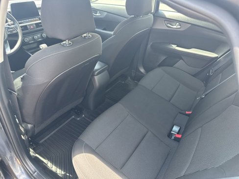 Used 2020 Kia Forte LXS image 16