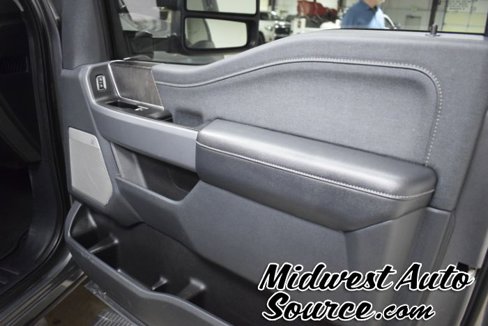 Used 2023 Ford F250 Lariat w/ FX4 Off-Road Package image 32