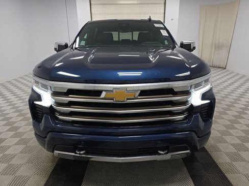 Used 2022 Chevrolet Silverado 1500 High Country w/ High Country Premium Package image 6