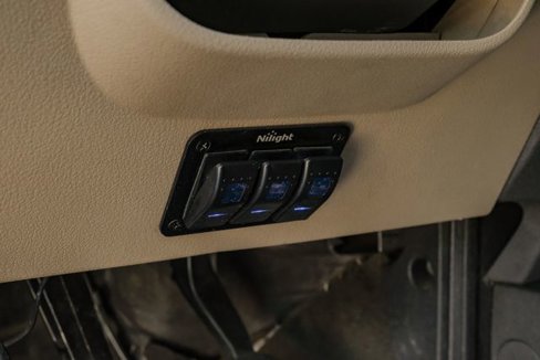 Used 2011 Ford F250 Lariat w/ Lariat Interior Pkg image 46