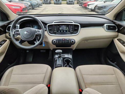 Used 2019 Kia Sorento LX image 8