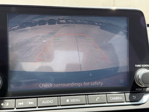 Used 2021 Nissan Altima 2.5 SV image 9