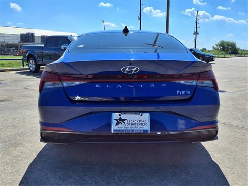 Used 2023 Hyundai Elantra Limited w/ Preferred Accessory Package image 27