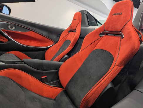 New 2025 McLaren Artura Spider image 8