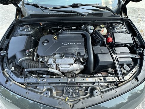 Used 2016 Chevrolet Malibu LT image 28