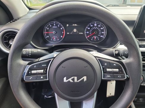 Used 2024 Kia Forte LXS w/ LXS Technology Package image 16