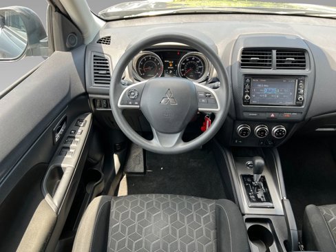 Used 2024 Mitsubishi Outlander Sport ES image 12