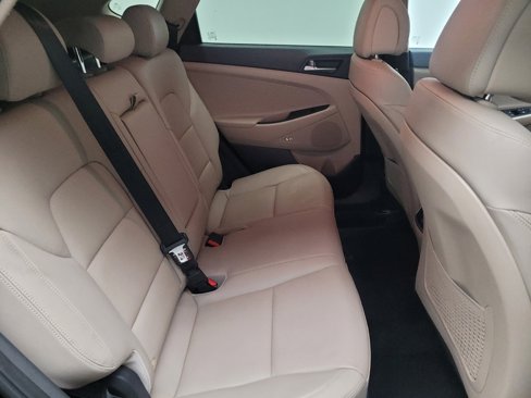 Used 2017 Hyundai Tucson SE Plus w/ Cargo Package image 19