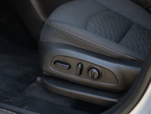 Used 2019 Chevrolet Equinox LT image 19