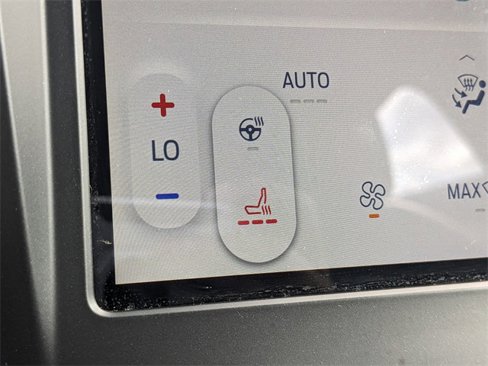 Used 2024 Ford Edge Titanium image 23