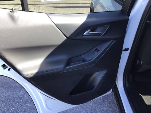New 2026 Chevrolet Equinox LT w/ LPO, Floor Liner Package image 24