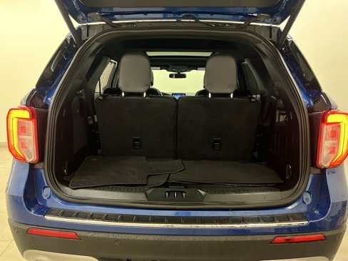Used 2020 Ford Explorer Limited w/ Class III Trailer Tow Package image 25