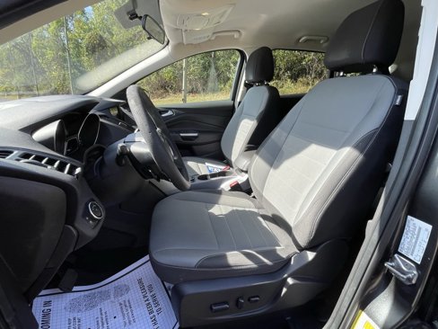 Used 2016 Ford Escape SE w/ Equipment Group 201A image 24