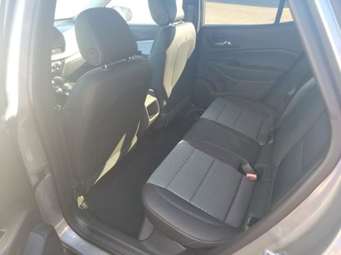 New 2025 Chevrolet Trax LT image 15