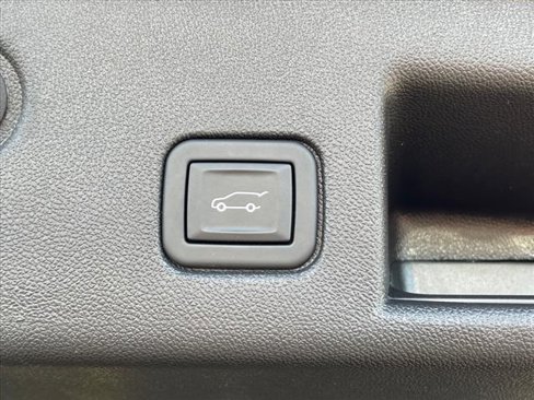 Certified 2024 Chevrolet Equinox LT image 11