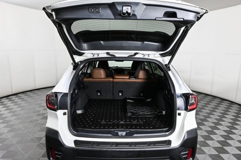 Used 2022 Subaru Outback Touring image 30