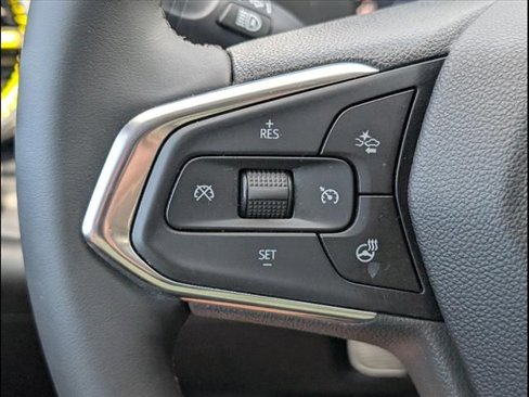 Used 2024 Chevrolet Trax ACTIV w/ Driver Confidence Package image 16