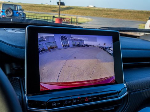 New 2025 Jeep Compass Latitude image 32