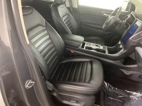 Used 2021 Ford Edge SEL w/ Convenience Package image 19