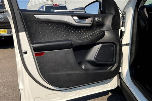 Used 2020 Ford Escape SEL image 22