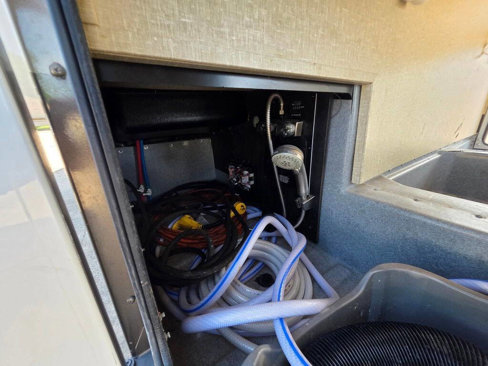 Used 2016 Mercedes-Benz Sprinter 3500 image 41