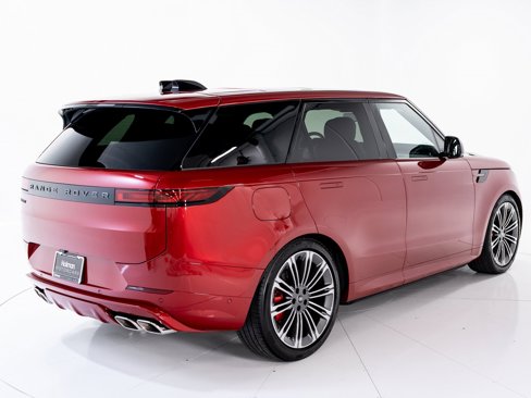 Used 2025 Land Rover Range Rover Sport Dynamic SE image 5