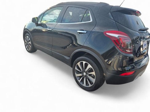 Used 2021 Buick Encore Preferred image 3
