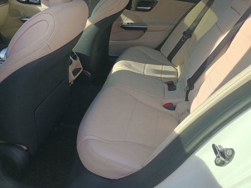 Used 2023 Mercedes-Benz C 300 4MATIC Sedan image 17
