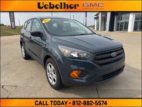 Used 2019 Ford Escape S image 1