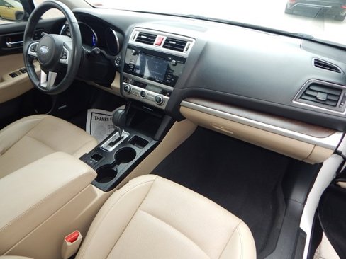 Used 2017 Subaru Outback 2.5i Limited image 17
