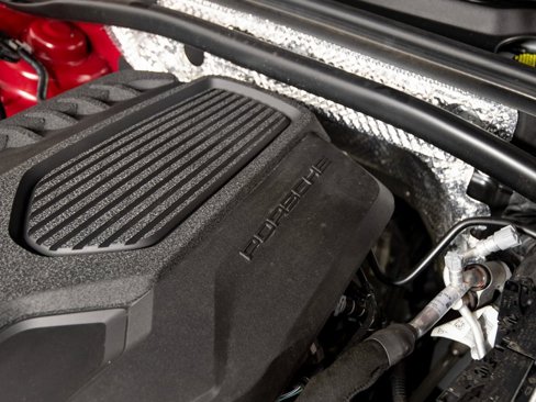 Certified 2025 Porsche Macan image 42