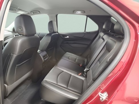 Used 2018 Chevrolet Equinox Premier image 15