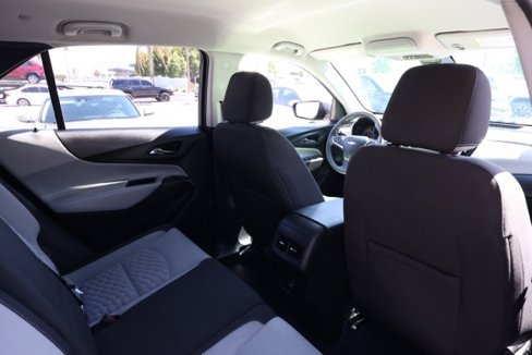 Used 2021 Chevrolet Equinox LS image 15