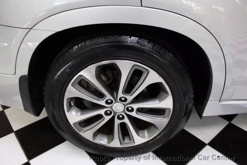 Used 2015 Kia Sorento SX image 39