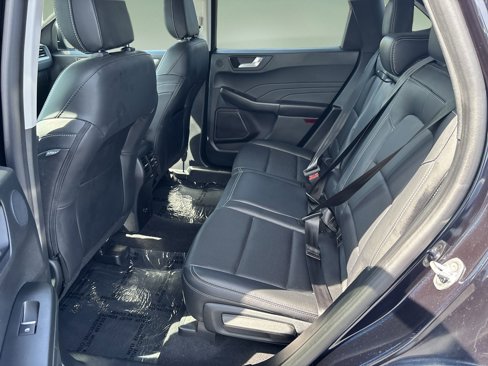 Used 2021 Ford Escape SEL w/ Technology Package image 11