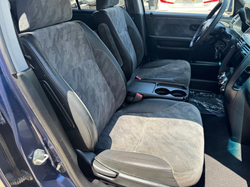 Used 2004 Honda CR-V EX image 16