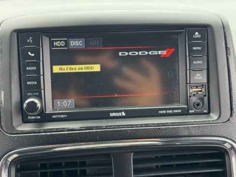 Used 2019 Dodge Grand Caravan SXT image 23