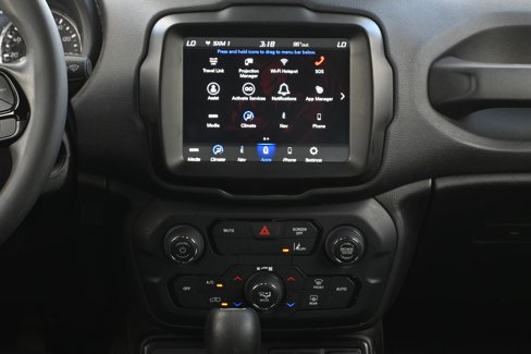 Used 2022 Jeep Renegade Altitude image 5