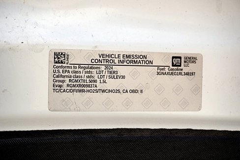Used 2024 Chevrolet Equinox LT image 36