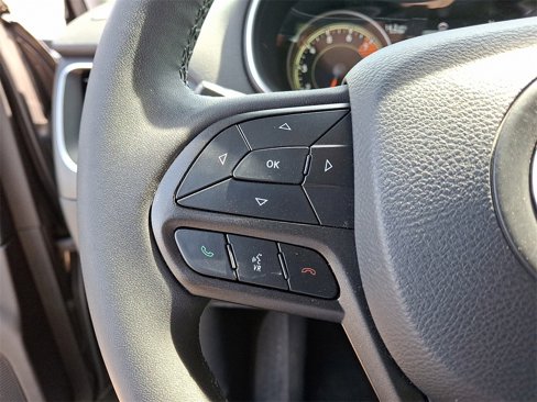 Used 2021 Jeep Cherokee Trailhawk w/ Technology Group image 20